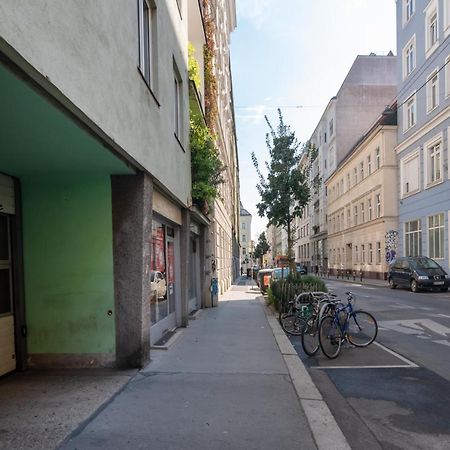 Absolute Ruhelage Im Zentrum Mit Parkplatz Appartement Wenen Buitenkant foto