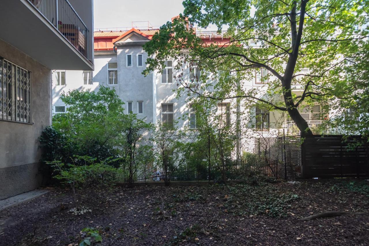 Absolute Ruhelage Im Zentrum Mit Parkplatz Appartement Wenen Buitenkant foto