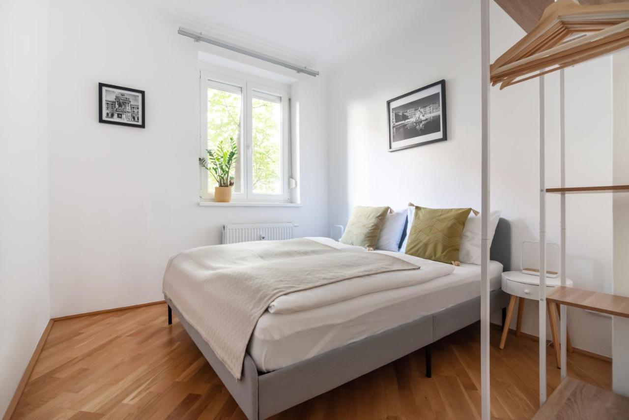 Absolute Ruhelage Im Zentrum Mit Parkplatz Appartement Wenen Buitenkant foto